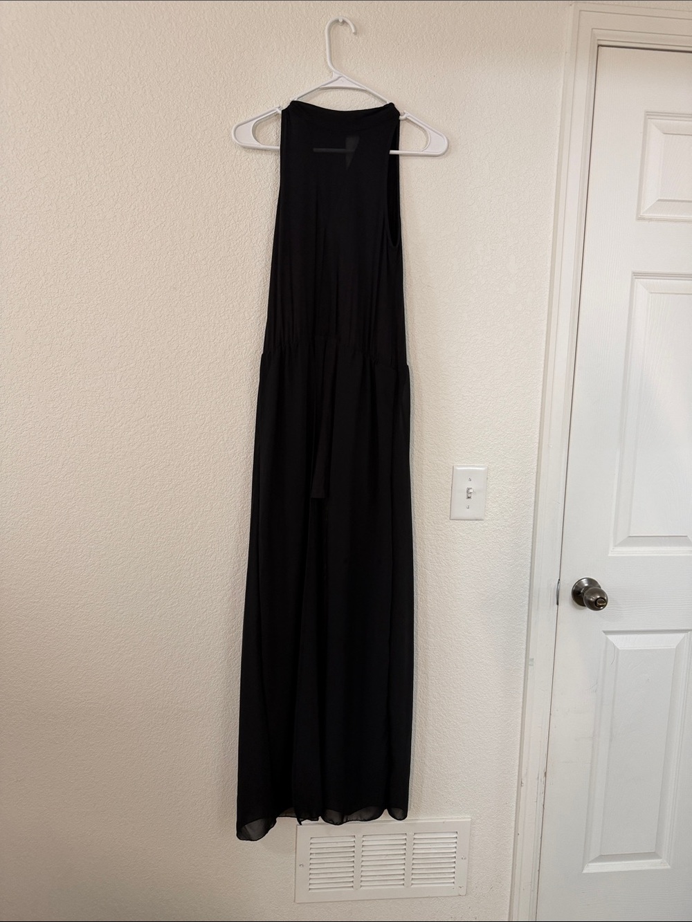 Black Sleeveless Maxi Dress